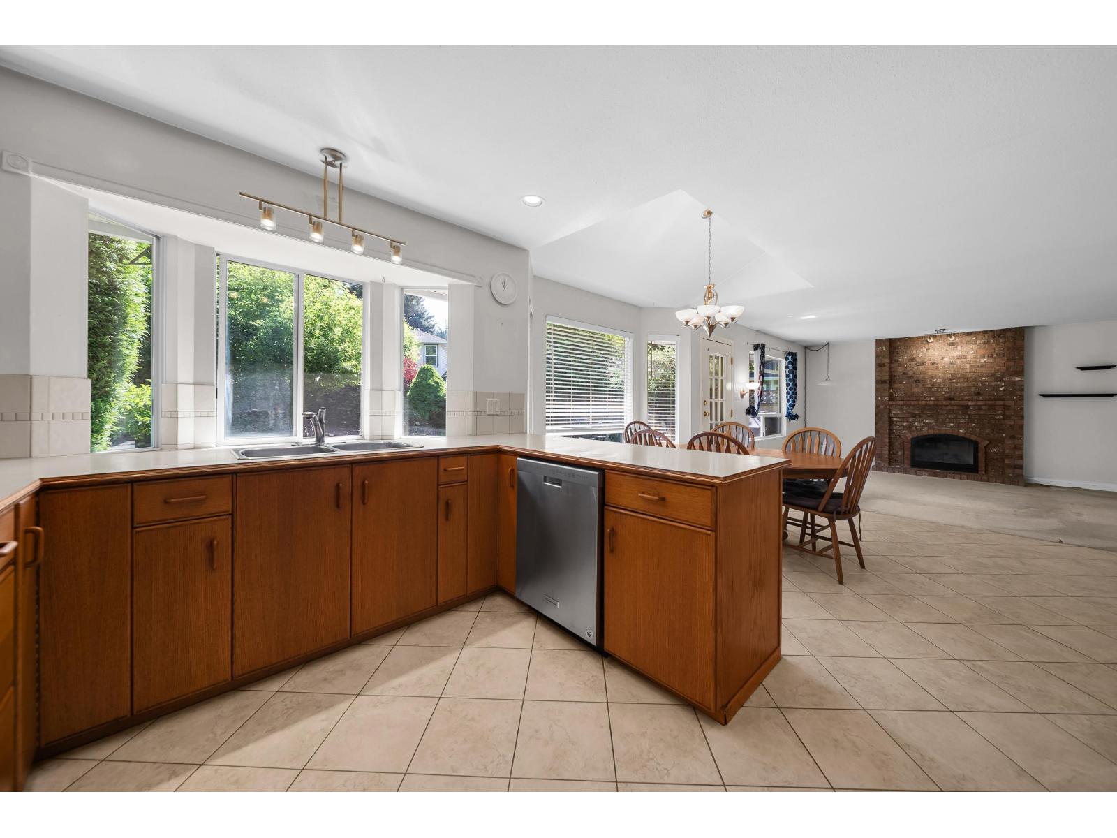 6240 Parktree Place, Surrey, British Columbia  V3X 1Z8 - Photo 21 - R3130601