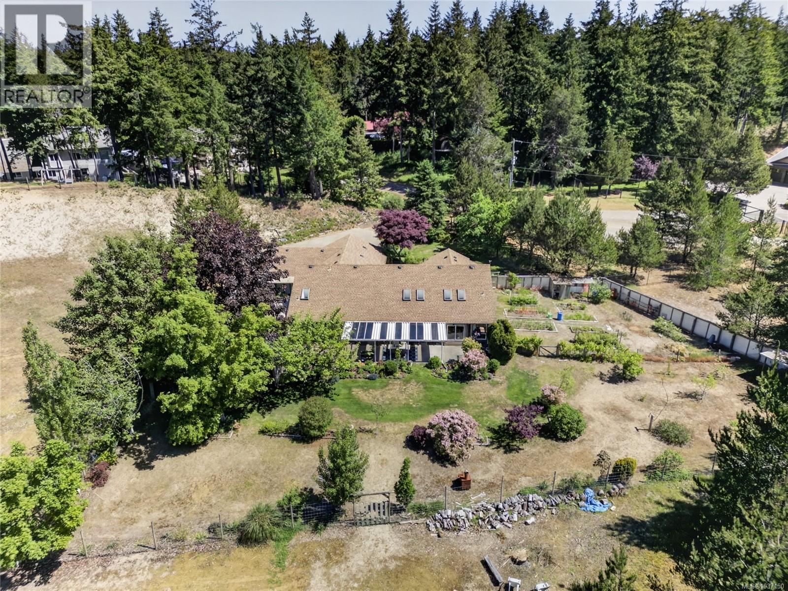 657 Sierra Pines Rd, Comox, British Columbia  V9M 3W8 - Photo 76 - 1037150