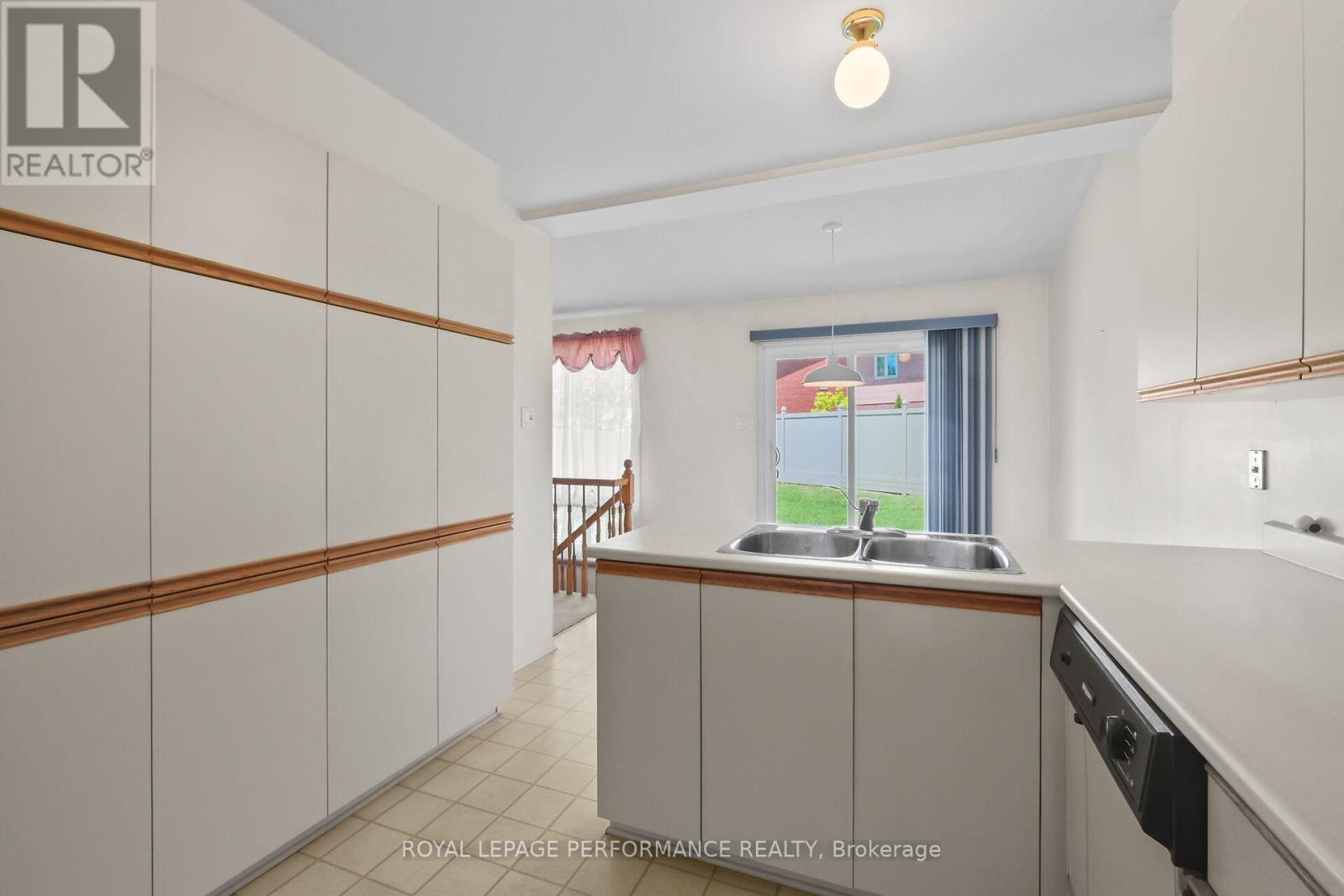 9 Saddle Crescent, Ottawa, Ontario  K1G 5L4 - Photo 24 - X13237668