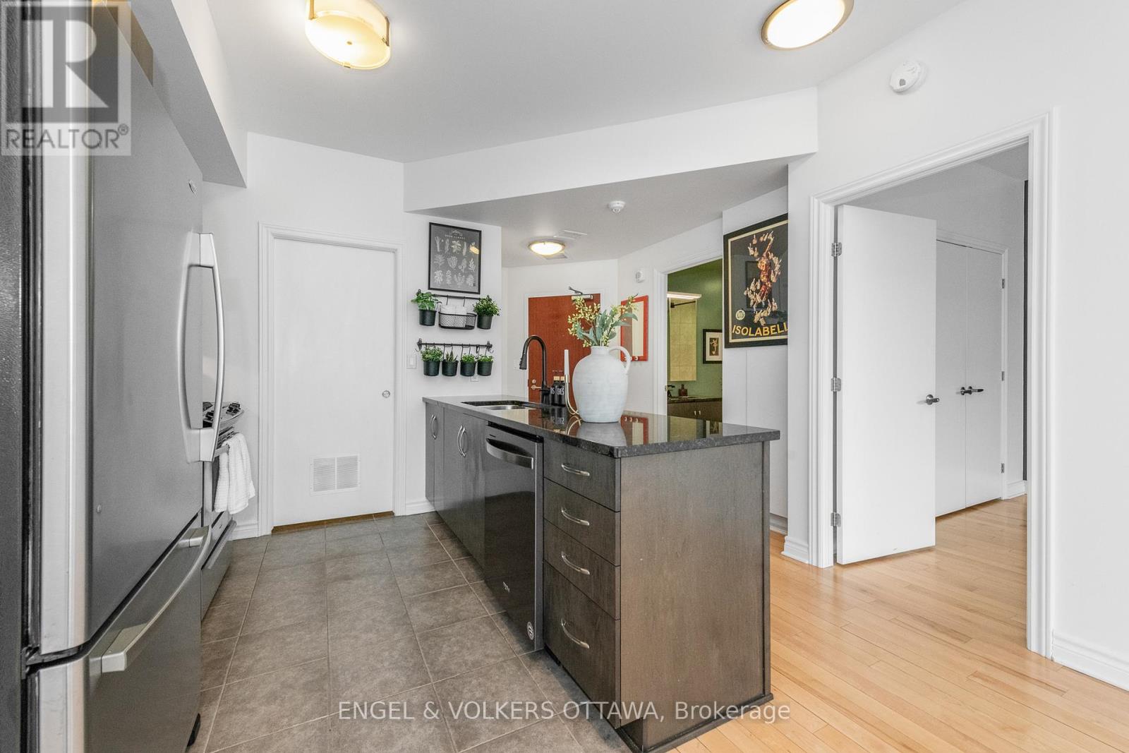 312 - 575 Byron Avenue, Ottawa, Ontario  K2A 1R7 - Photo 11 - X13237680