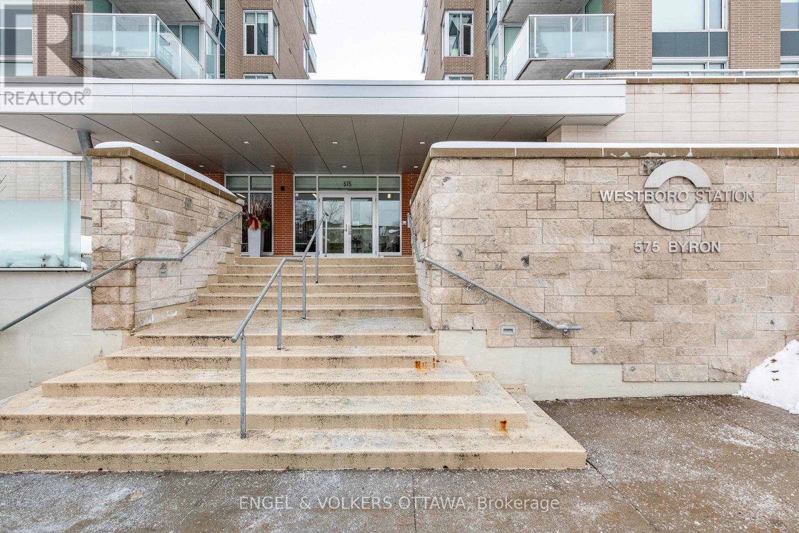 312 - 575 Byron Avenue, Ottawa, Ontario  K2A 1R7 - Photo 2 - X13237680