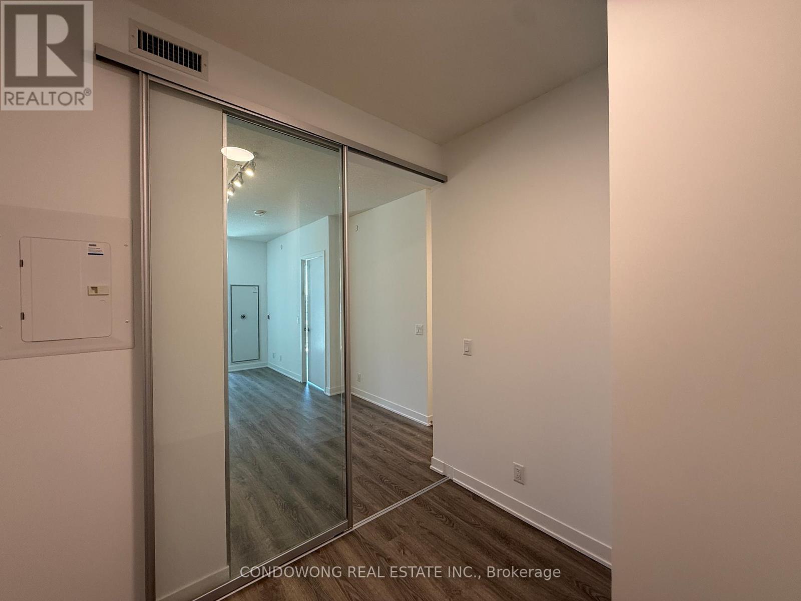 1908 - 180 Front Street E, Toronto, Ontario  M5A 0A9 - Photo 8 - C13237640