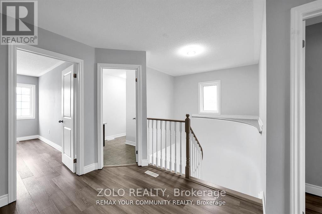 Main & 2nd Floor - 17 Adanac Drive, Whitby, Ontario  L1N 0J4 - Photo 11 - E13232556