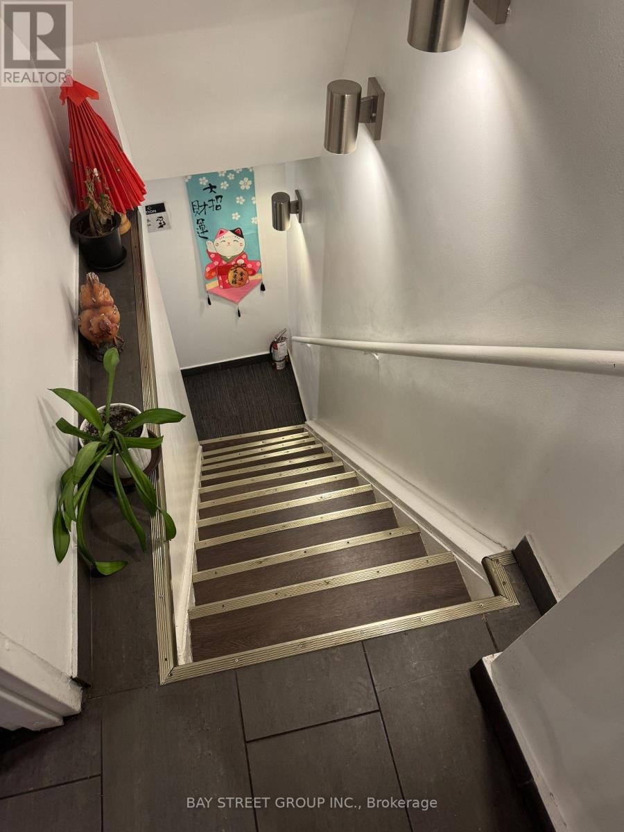 1024 Gerrard Street E, Toronto, Ontario  M4M 1Z5 - Photo 12 - E13237638