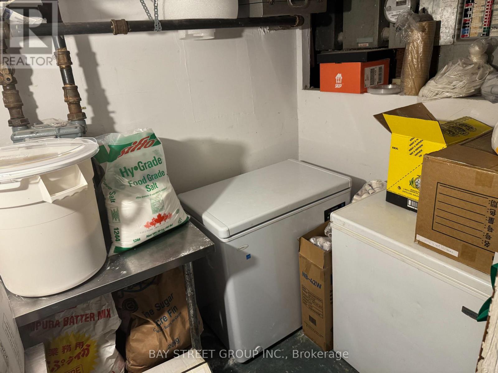 1024 Gerrard Street E, Toronto, Ontario  M4M 1Z5 - Photo 15 - E13237638