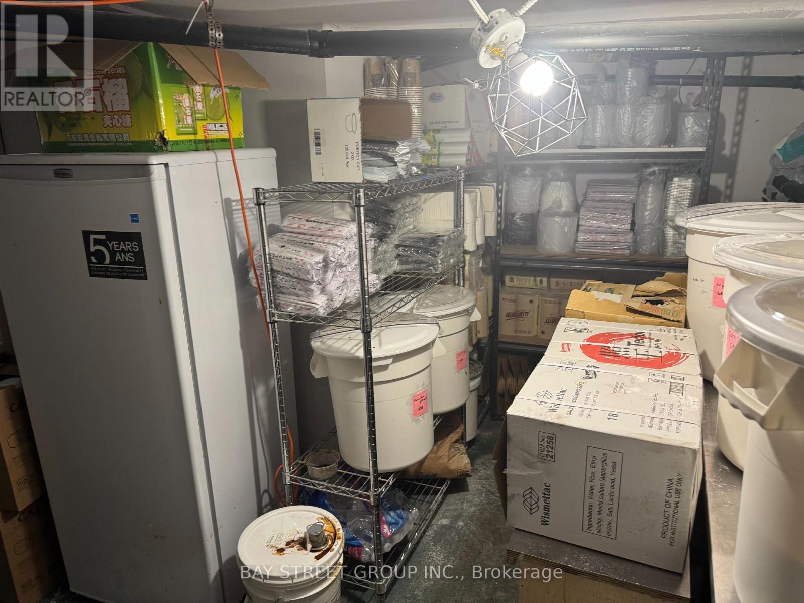 1024 Gerrard Street E, Toronto, Ontario  M4M 1Z5 - Photo 16 - E13237638