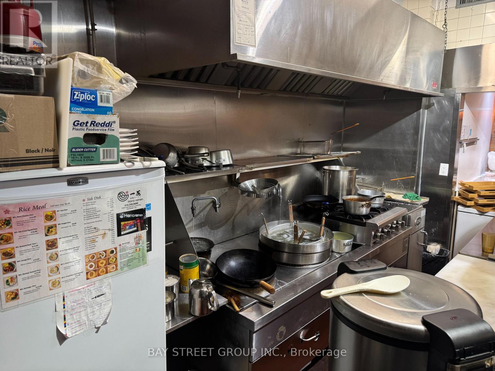 1024 Gerrard Street E, Toronto, Ontario  M4M 1Z5 - Photo 8 - E13237638