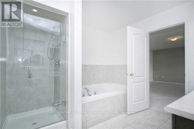 1719 Gower Drive, Oshawa, Ontario  L1K 0J7 - Photo 6 - E13237642