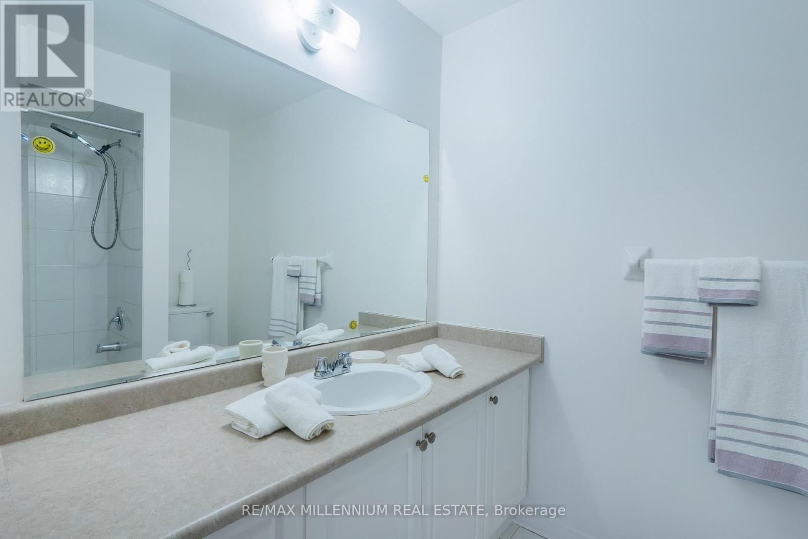 90 Ronan Crescent, Vaughan, Ontario  L4H 2J6 - Photo 18 - N13237648