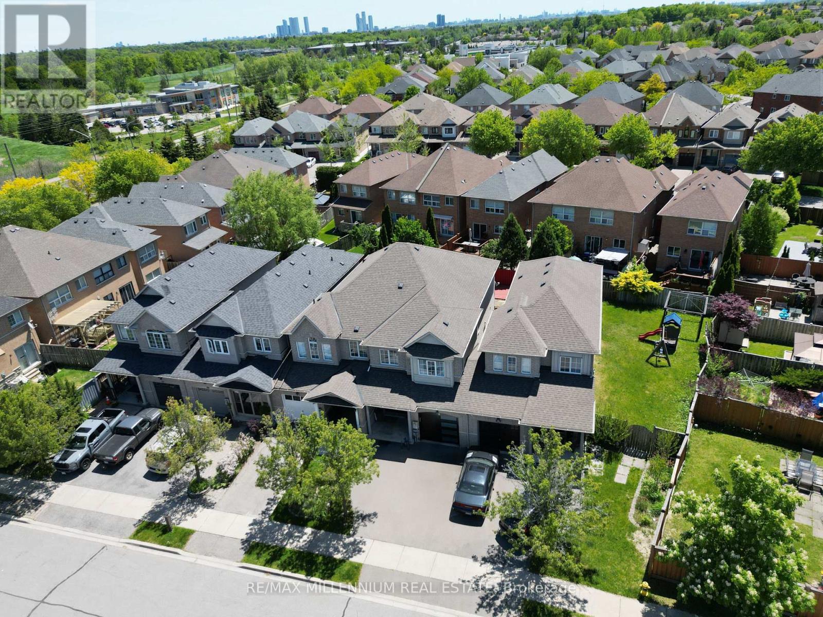 90 Ronan Crescent, Vaughan, Ontario  L4H 2J6 - Photo 2 - N13237648