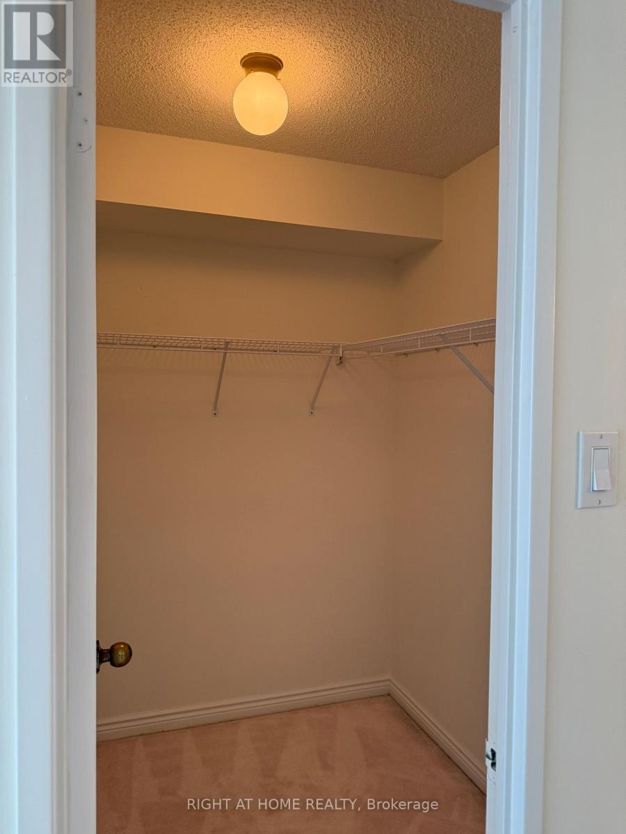 1604 - 7300 Yonge Street, Vaughan, Ontario  L4J 7Y5 - Photo 13 - N13237652