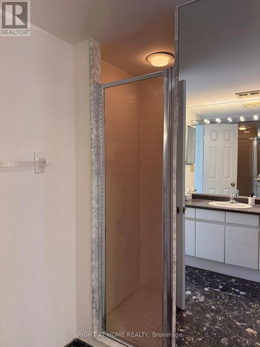 1604 - 7300 Yonge Street, Vaughan, Ontario  L4J 7Y5 - Photo 18 - N13237652
