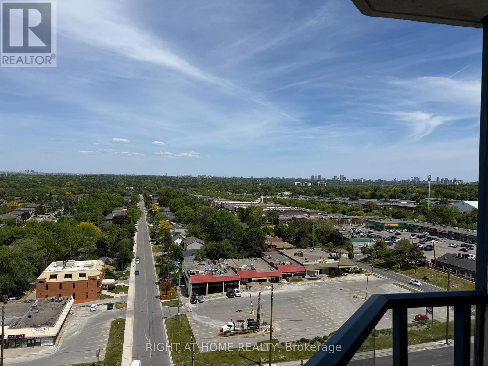 1604 - 7300 Yonge Street, Vaughan, Ontario  L4J 7Y5 - Photo 31 - N13237652