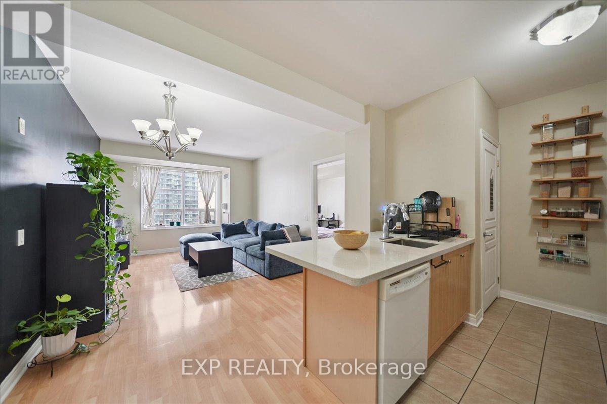 519 - 1415 Lawrence Avenue W, Toronto, Ontario  M6L 1A9 - Photo 3 - W13237696