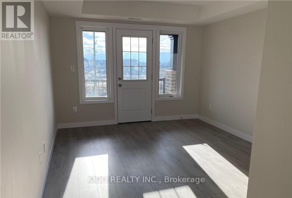 B12 - 160 Rochefort Street, Kitchener, Ontario  N2R 0C1 - Photo 6 - X13237672