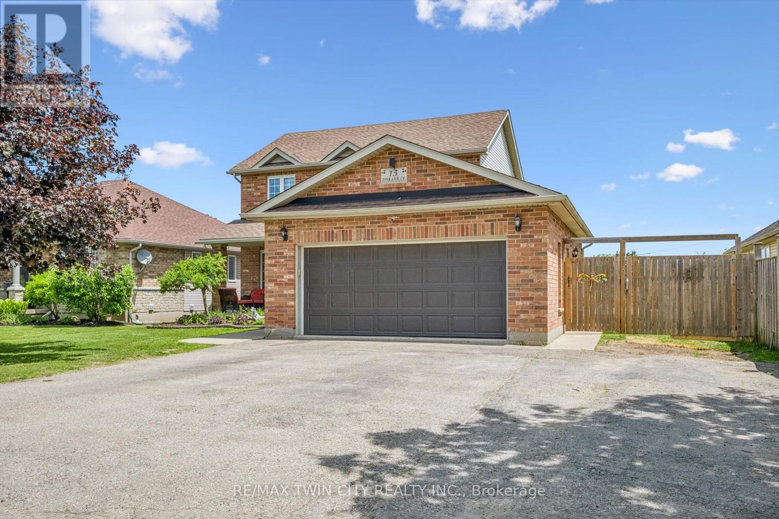 15 Zinkann Crescent, Wellesley, Ontario  N0B 2T0 - Photo 2 - X13237692