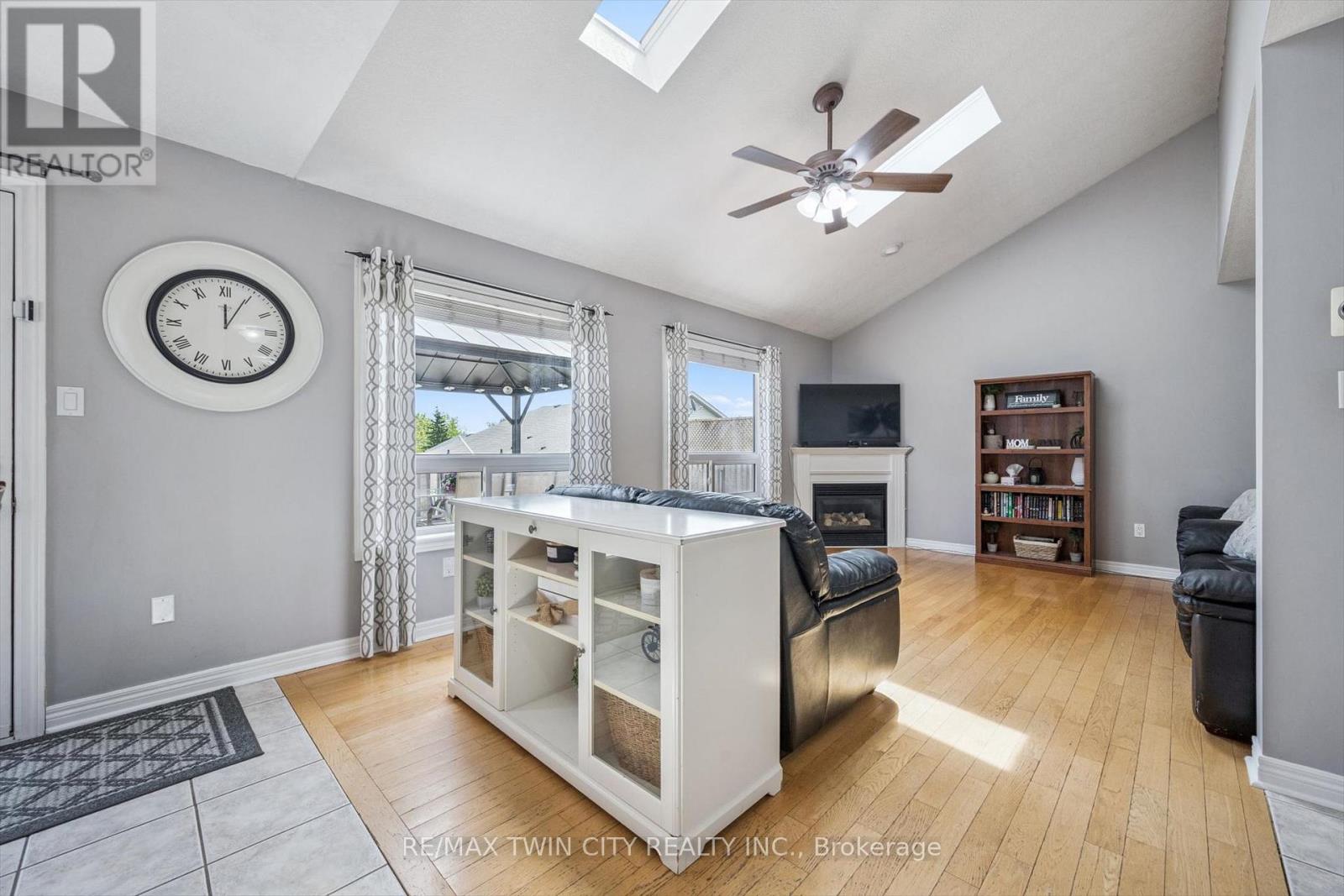 15 Zinkann Crescent, Wellesley, Ontario  N0B 2T0 - Photo 7 - X13237692