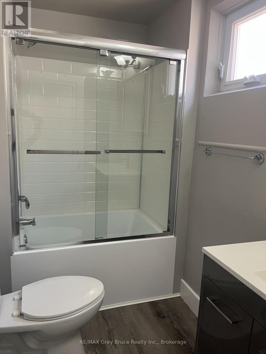 2 - 106 1st Avenue S, Arran-Elderslie, Ontario  N0G 1L0 - Photo 10 - X12929892