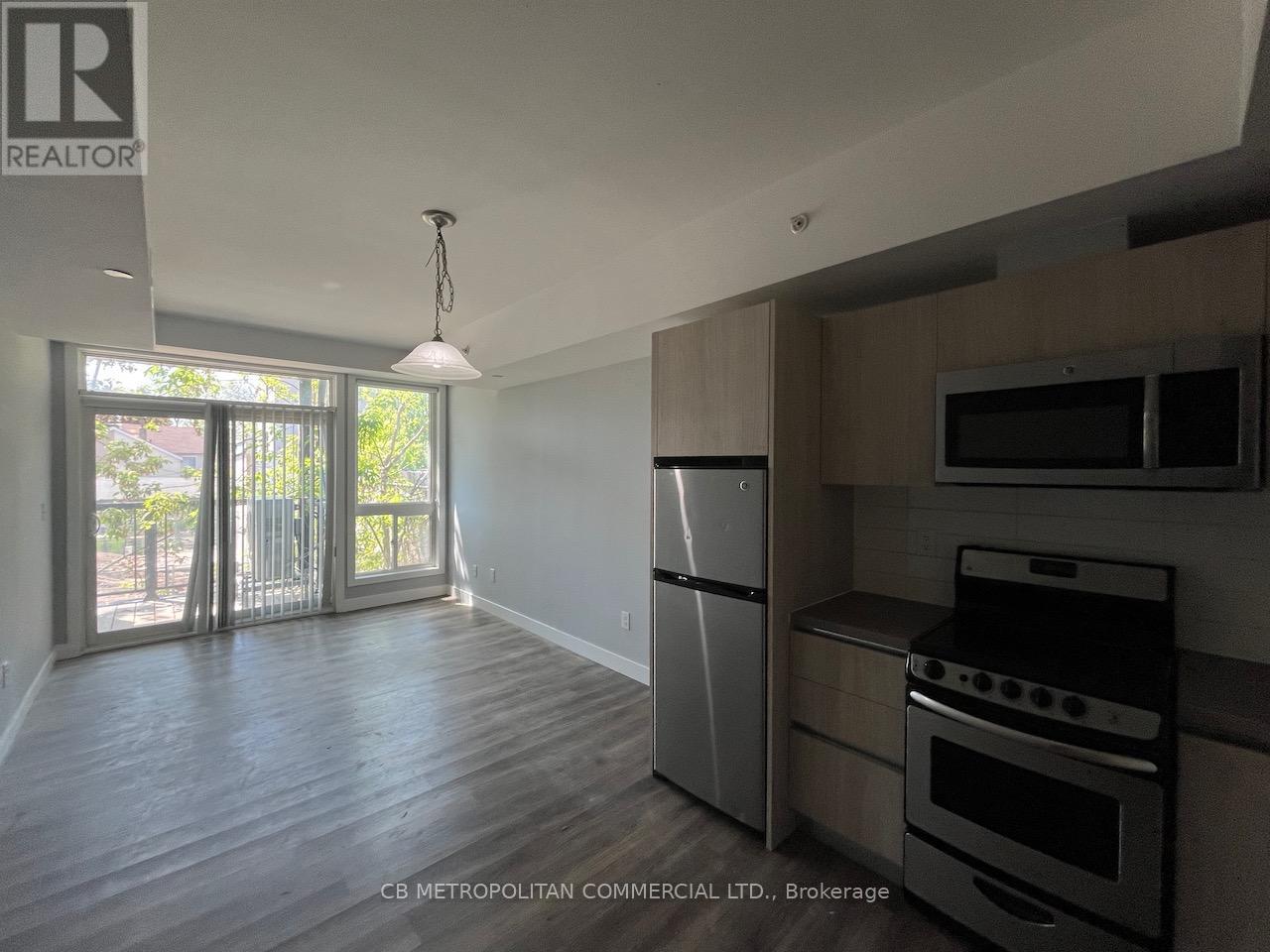 106 - 335 College Street, Toronto, Ontario  M5T 1S2 - Photo 2 - C13235270
