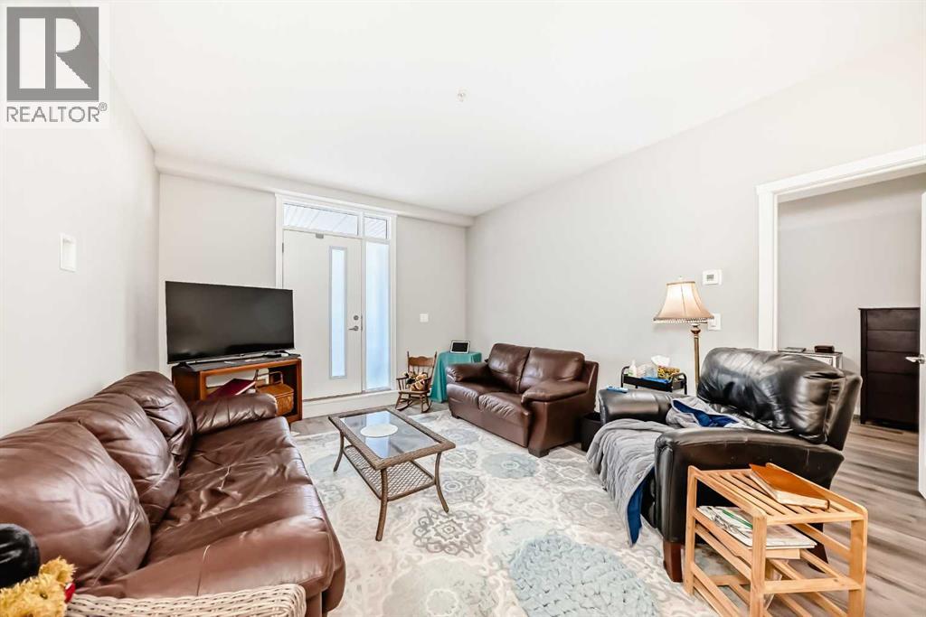 108, 71 Shawnee Common Sw, Calgary, Alberta  T2Y 0R2 - Photo 12 - A2317711