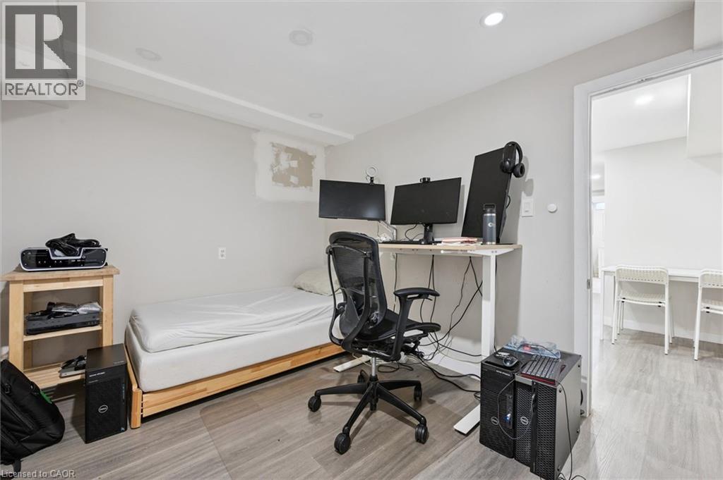 134 Westmount Road E, Kitchener, Ontario  N2M 4Y5 - Photo 25 - 40834613