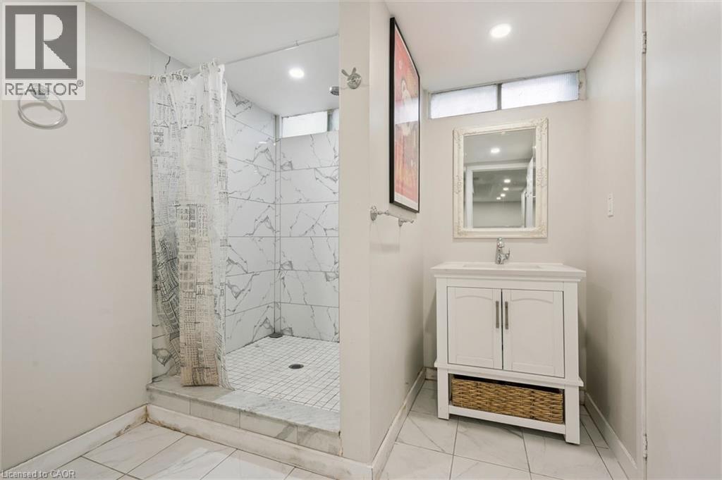 134 Westmount Road E, Kitchener, Ontario  N2M 4Y5 - Photo 29 - 40834613