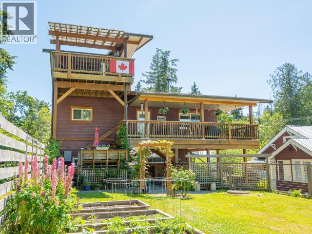 5687 Gillies Bay Rd Road, Texada Island, British Columbia   - Photo 3 - 19919