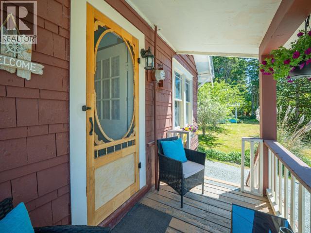 5687 Gillies Bay Rd Road, Texada Island, British Columbia   - Photo 41 - 19919