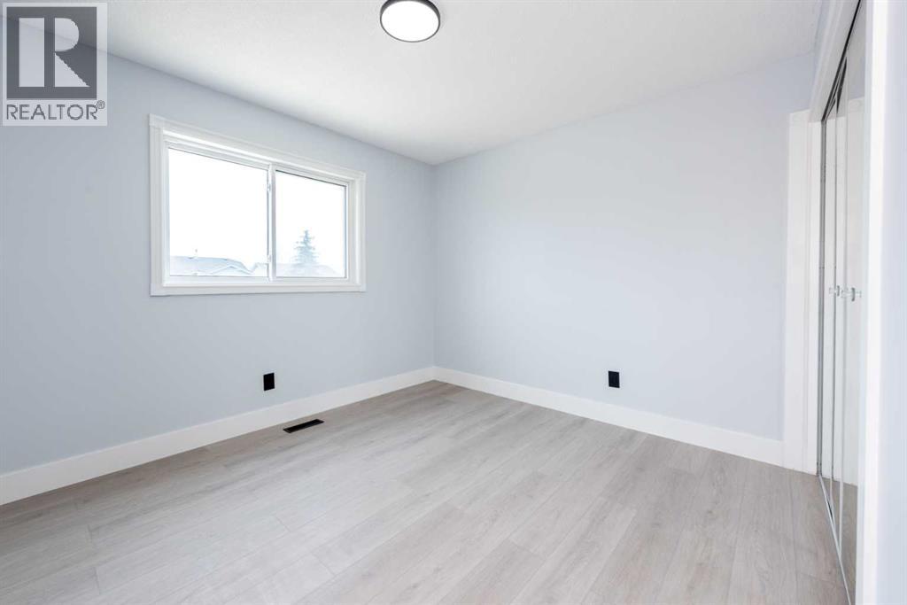 141 Falshire Close Ne, Calgary, Alberta  T3J 3A2 - Photo 17 - A2316991