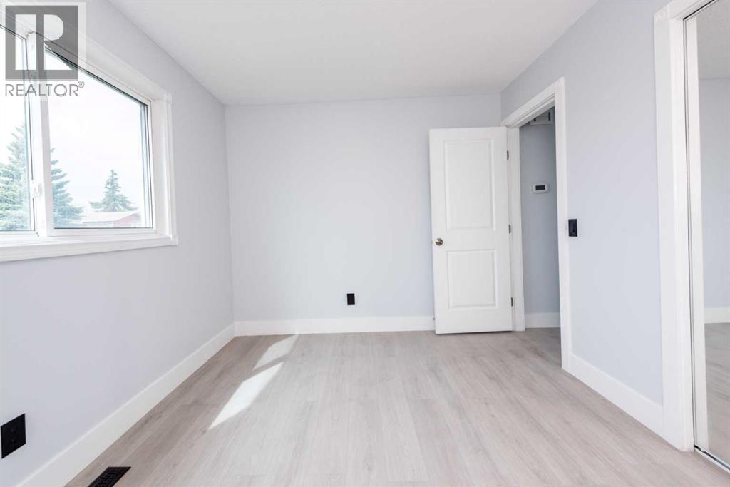 141 Falshire Close Ne, Calgary, Alberta  T3J 3A2 - Photo 15 - A2316991