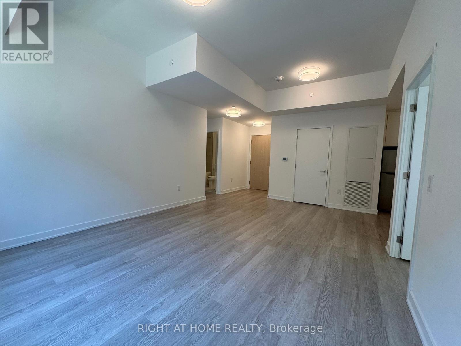 202 - 3 Strathgowan Avenue, Toronto, Ontario  M4N 1B8 - Photo 10 - C13086616