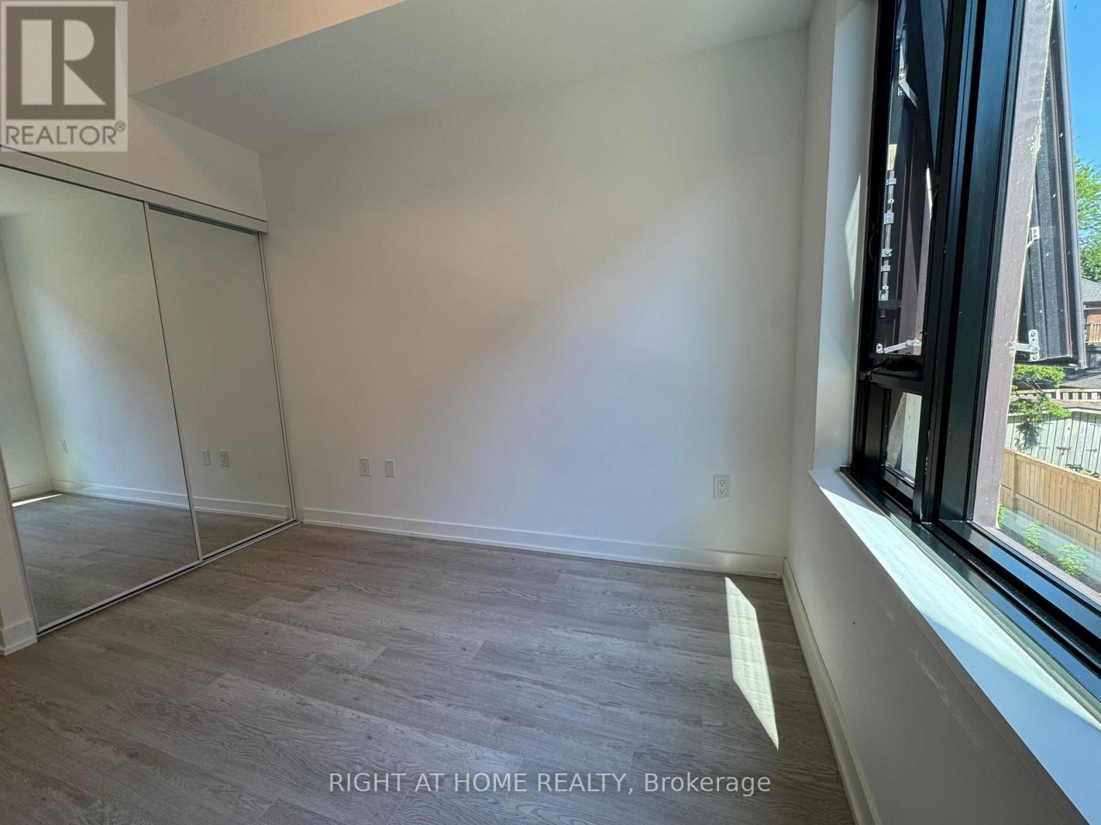 202 - 3 Strathgowan Avenue, Toronto, Ontario  M4N 1B8 - Photo 20 - C13086616