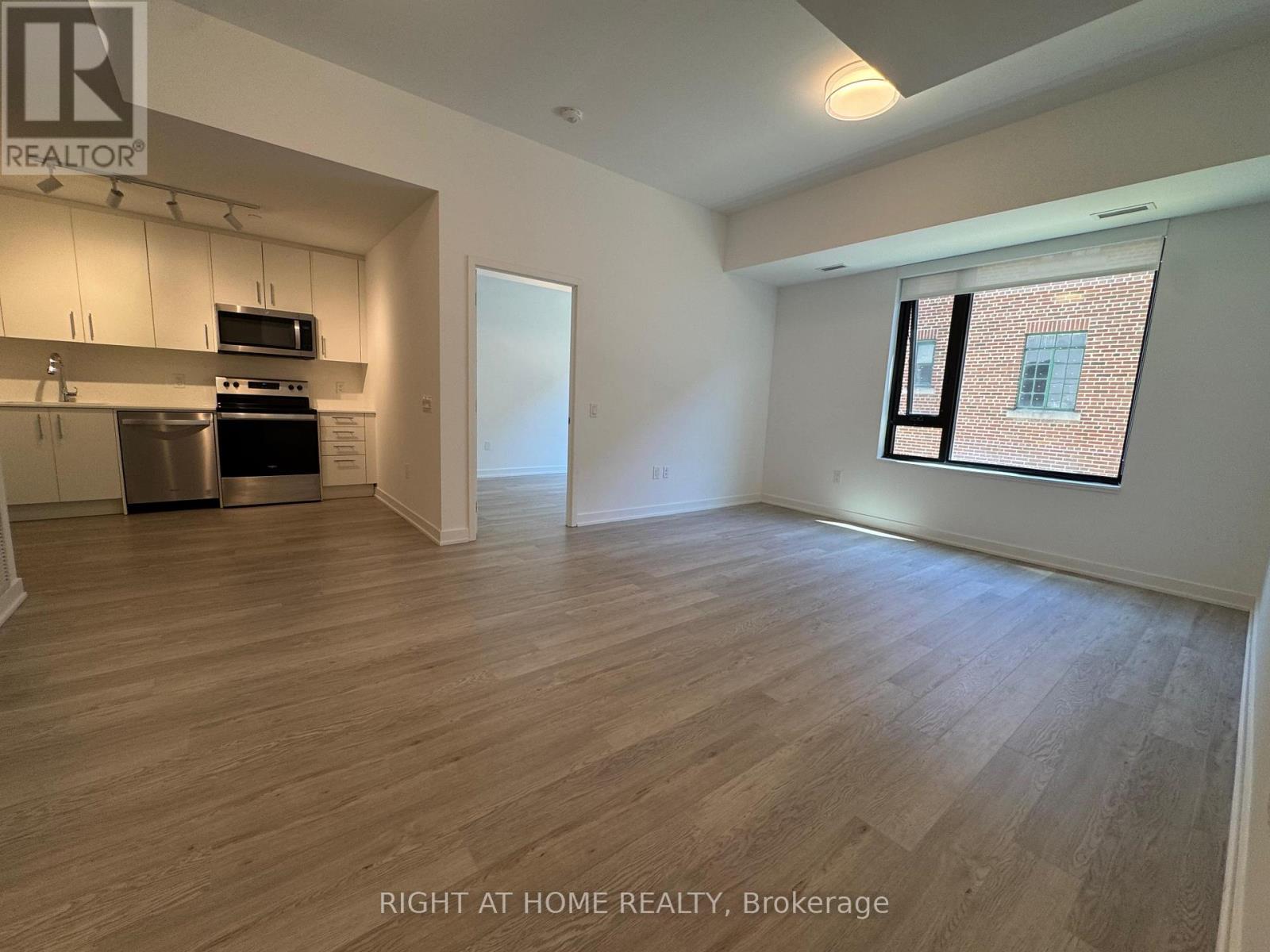 202 - 3 Strathgowan Avenue, Toronto, Ontario  M4N 1B8 - Photo 28 - C13086616