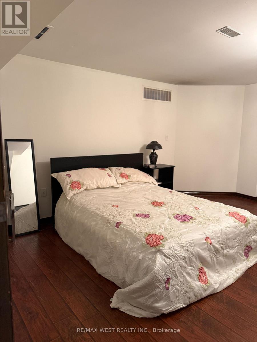 90 Stephanie Boulevard, Vaughan, Ontario  L4L 1A6 - Photo 12 - N13041006