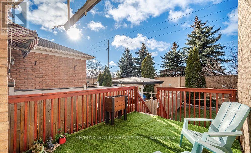 56 Kanashiro Street, Brampton, Ontario  L6P 1H4 - Photo 12 - W13237628