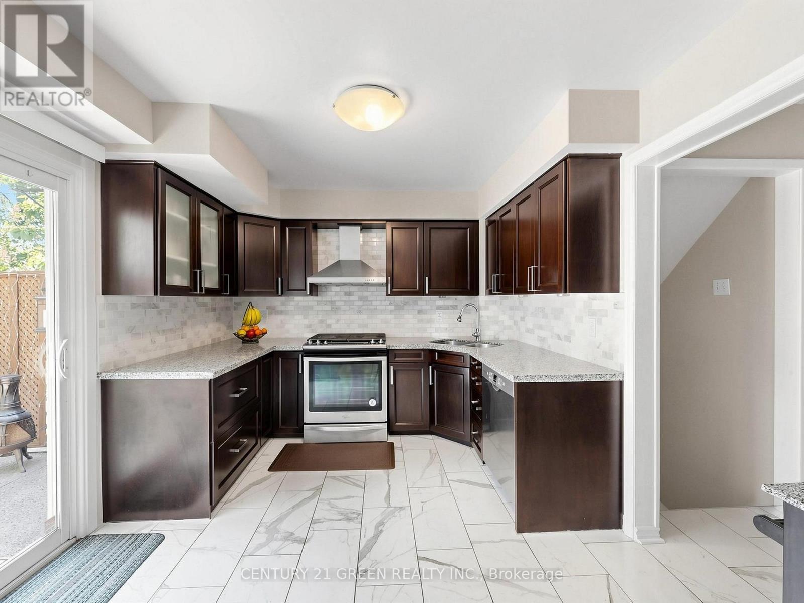 2409 Paula Court, Burlington, Ontario  L7P 4M1 - Photo 11 - W13237714