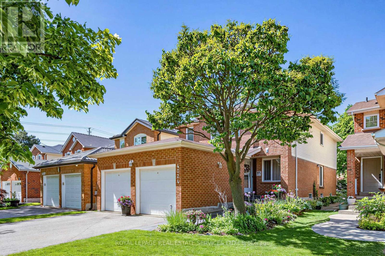 4024 Rushton Crescent, Mississauga, Ontario  L5L 4H7 - Photo 2 - W13237716