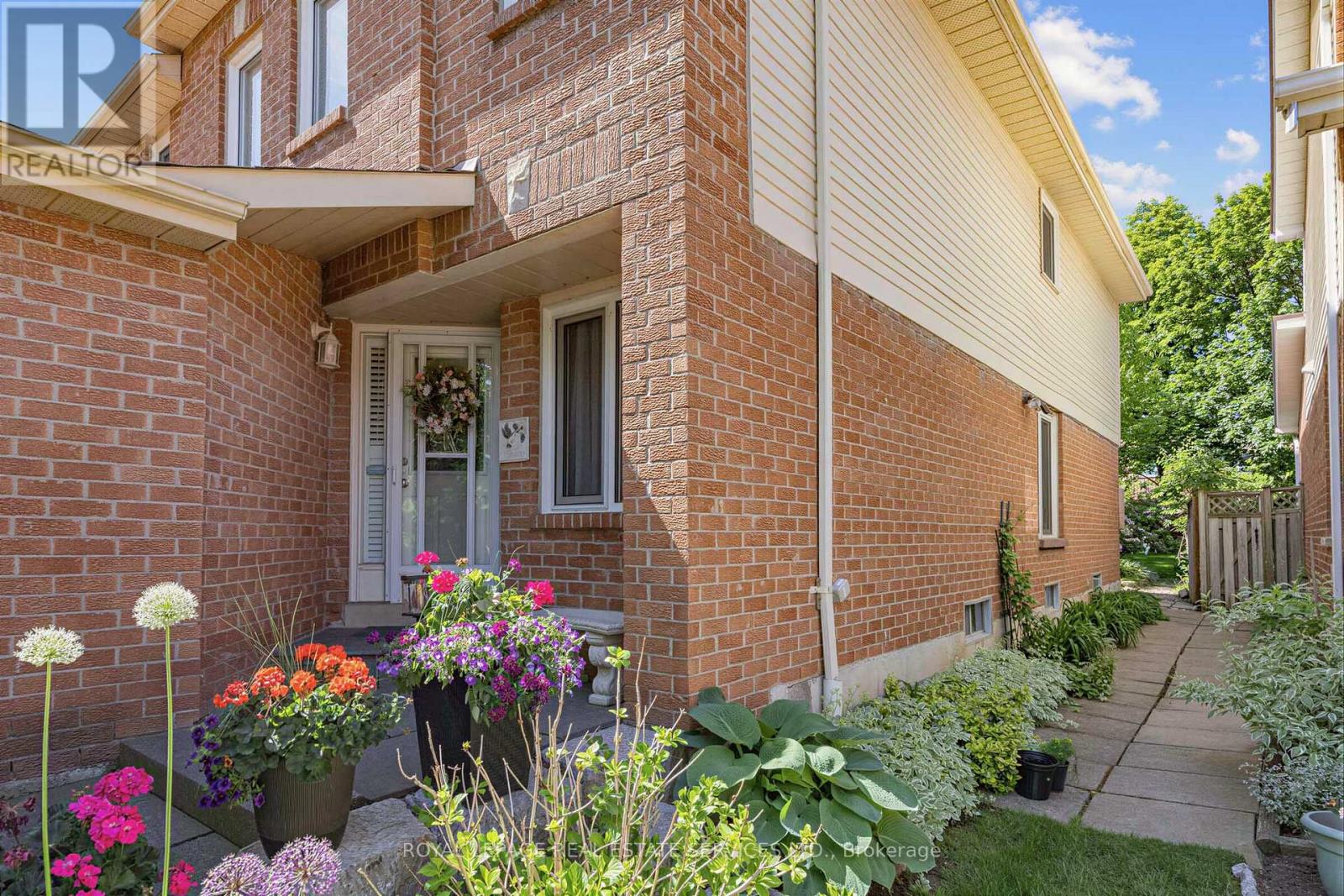 4024 Rushton Crescent, Mississauga, Ontario  L5L 4H7 - Photo 36 - W13237716