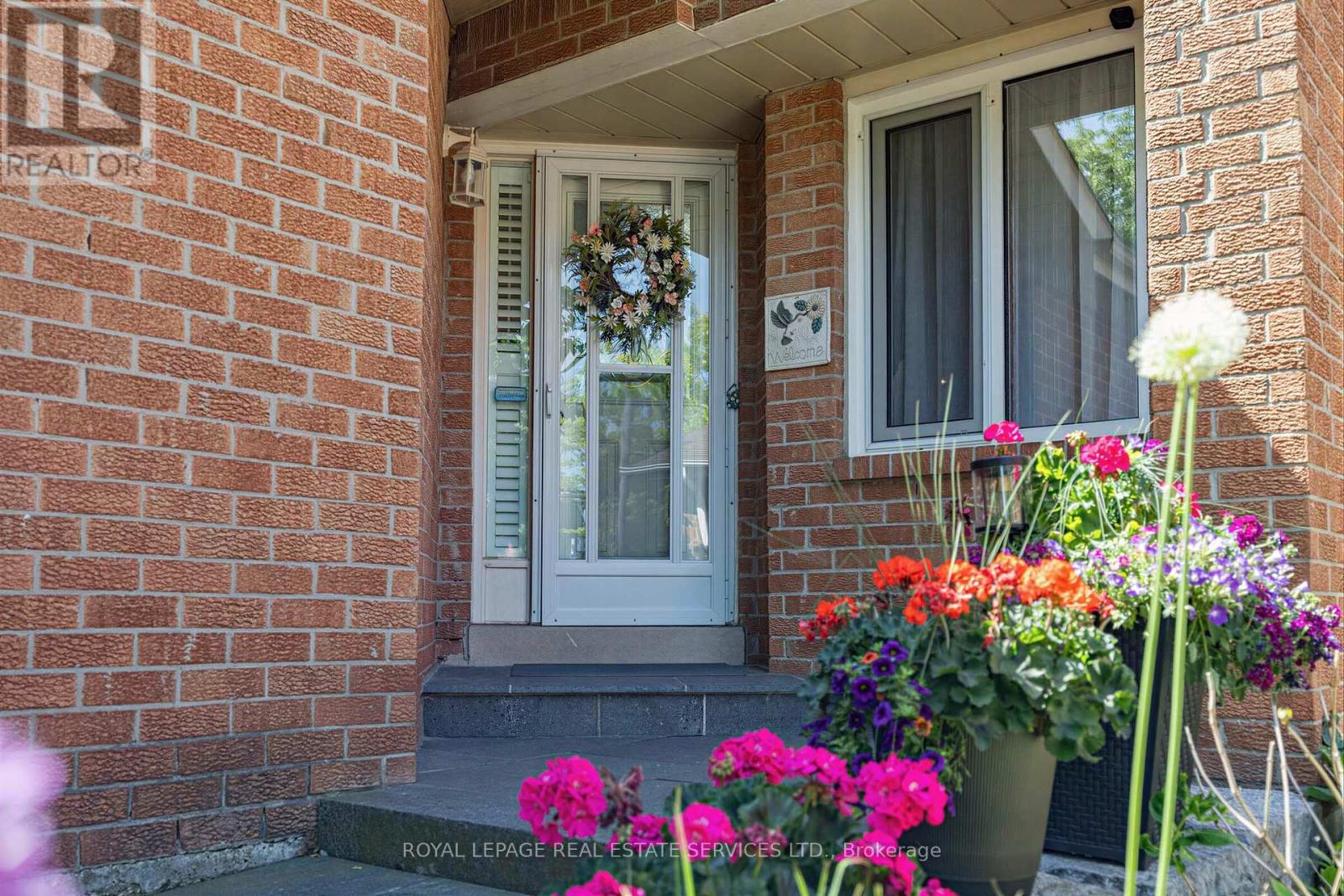 4024 Rushton Crescent, Mississauga, Ontario  L5L 4H7 - Photo 4 - W13237716
