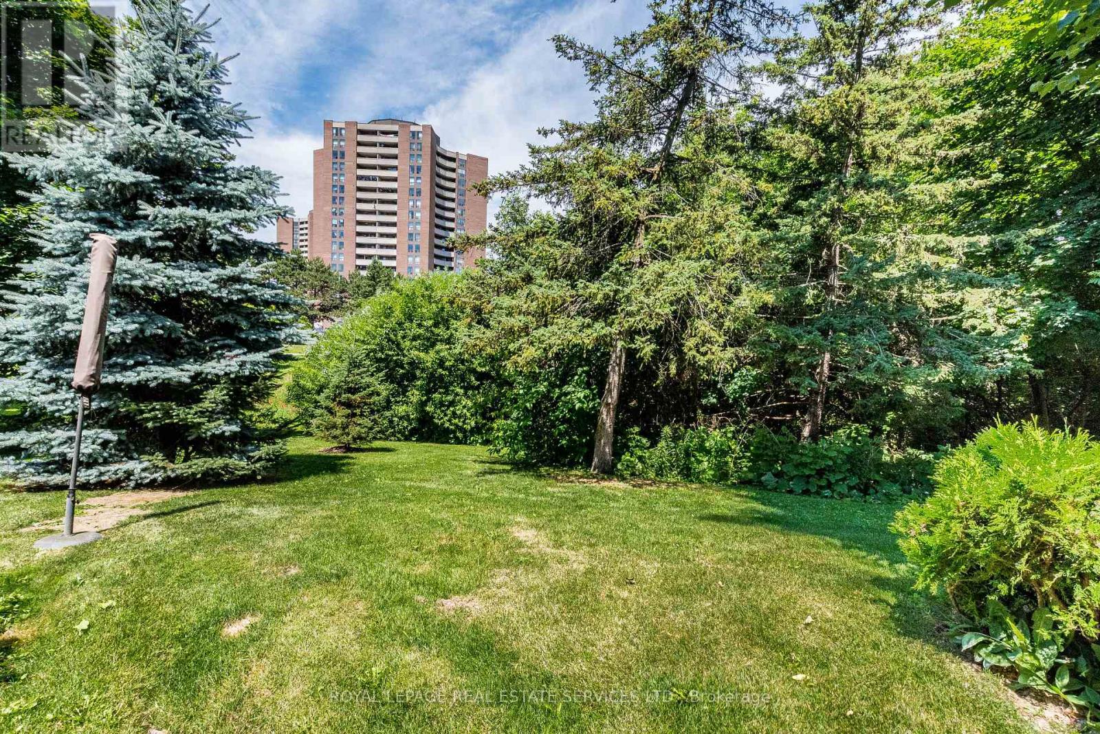35 - 1855 Maple Ridge Drive, Mississauga, Ontario  L4W 2N7 - Photo 47 - W13237728