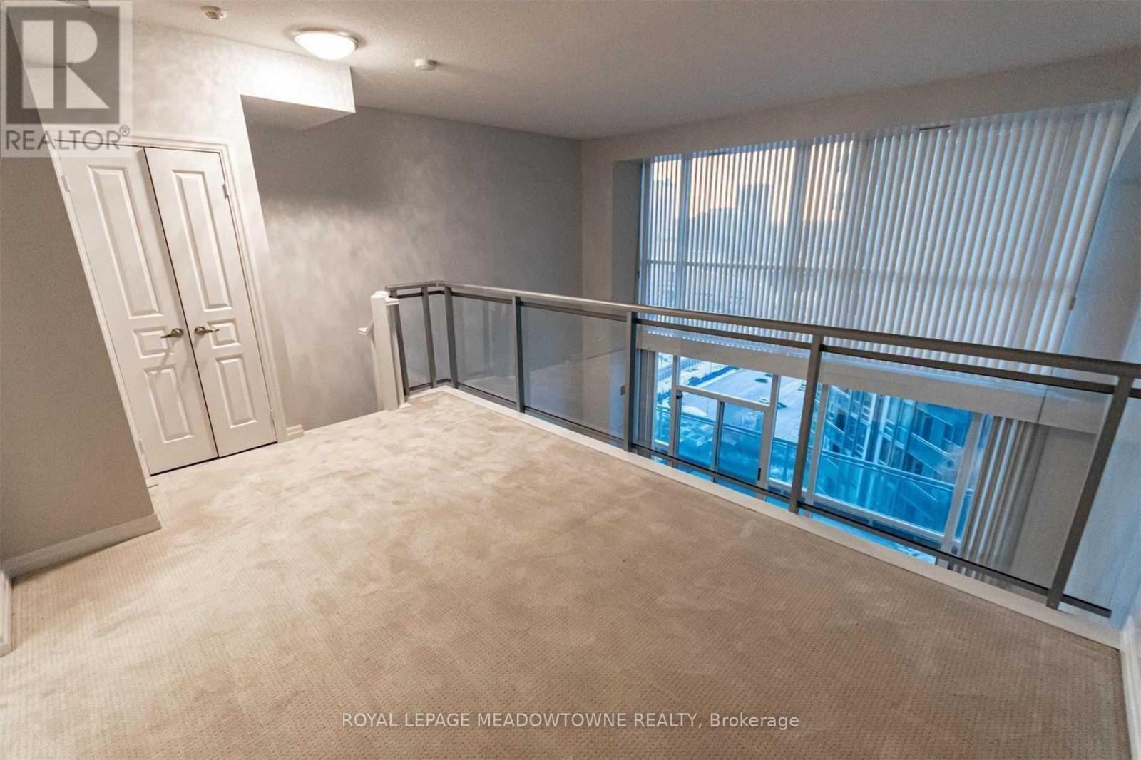 2114 - 223 Webb Drive, Mississauga, Ontario  L5B 0E8 - Photo 10 - W13237730