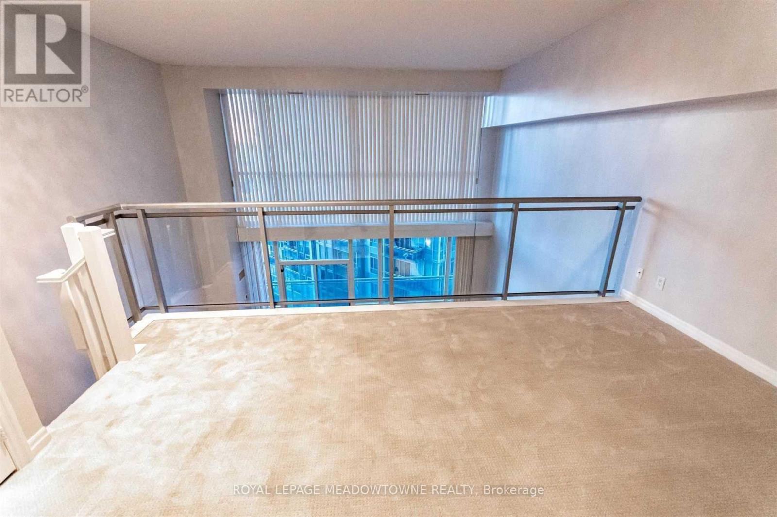 2114 - 223 Webb Drive, Mississauga, Ontario  L5B 0E8 - Photo 11 - W13237730