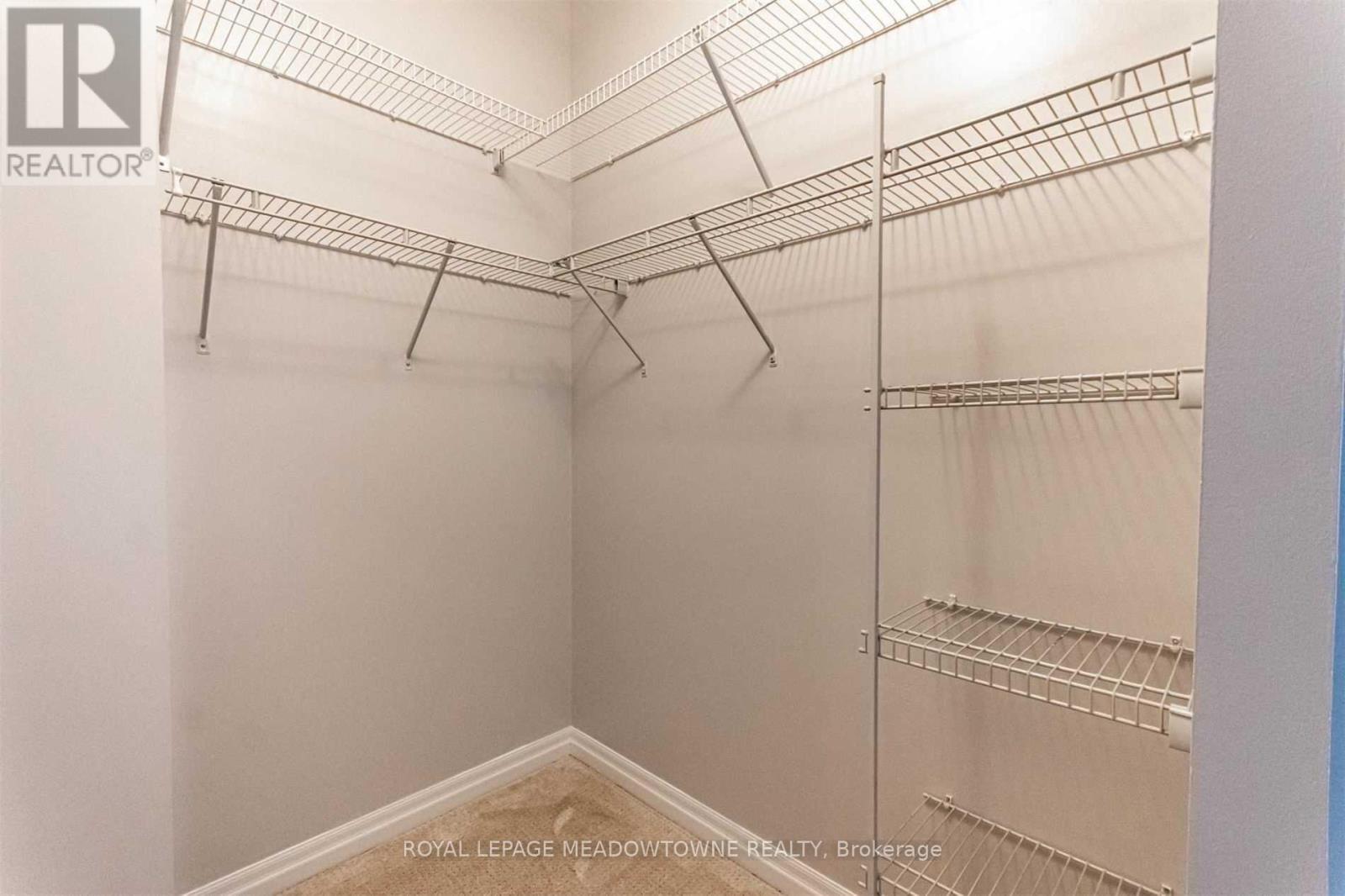 2114 - 223 Webb Drive, Mississauga, Ontario  L5B 0E8 - Photo 12 - W13237730