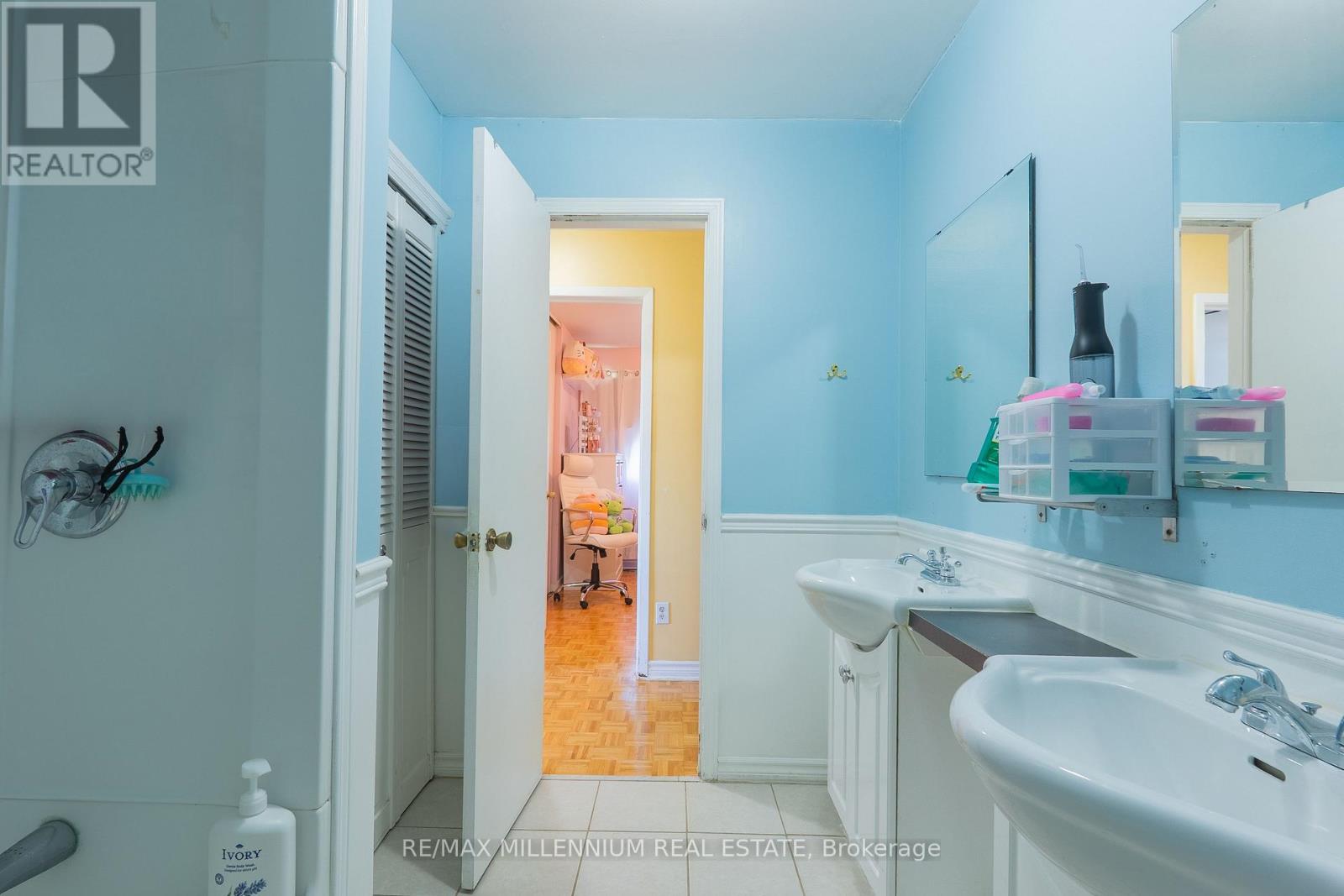 29 Major Oaks Drive, Brampton, Ontario  L6V 3K1 - Photo 18 - W13237732