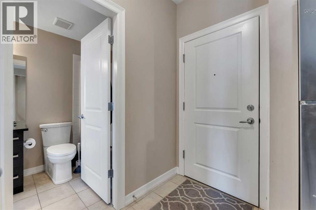 312, 117 Copperpond Common, Calgary, Alberta  T2Z 5E2 - Photo 5 - A2317714