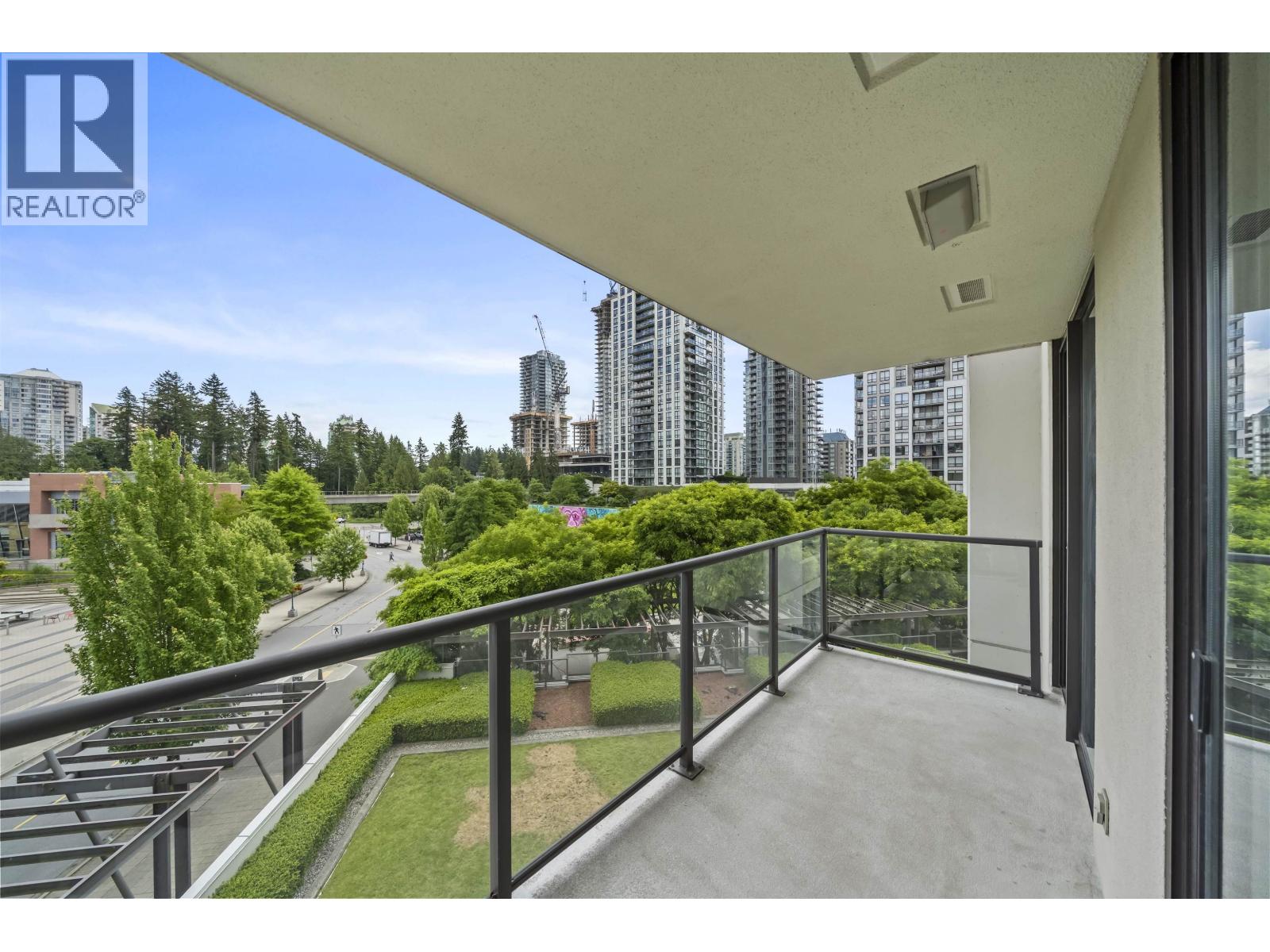 608 2982 BURLINGTON DRIVE
