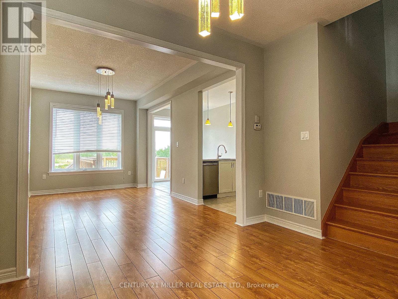 67 Summerberry Way, Hamilton, Ontario  L9B 1A2 - Photo 5 - X13237726