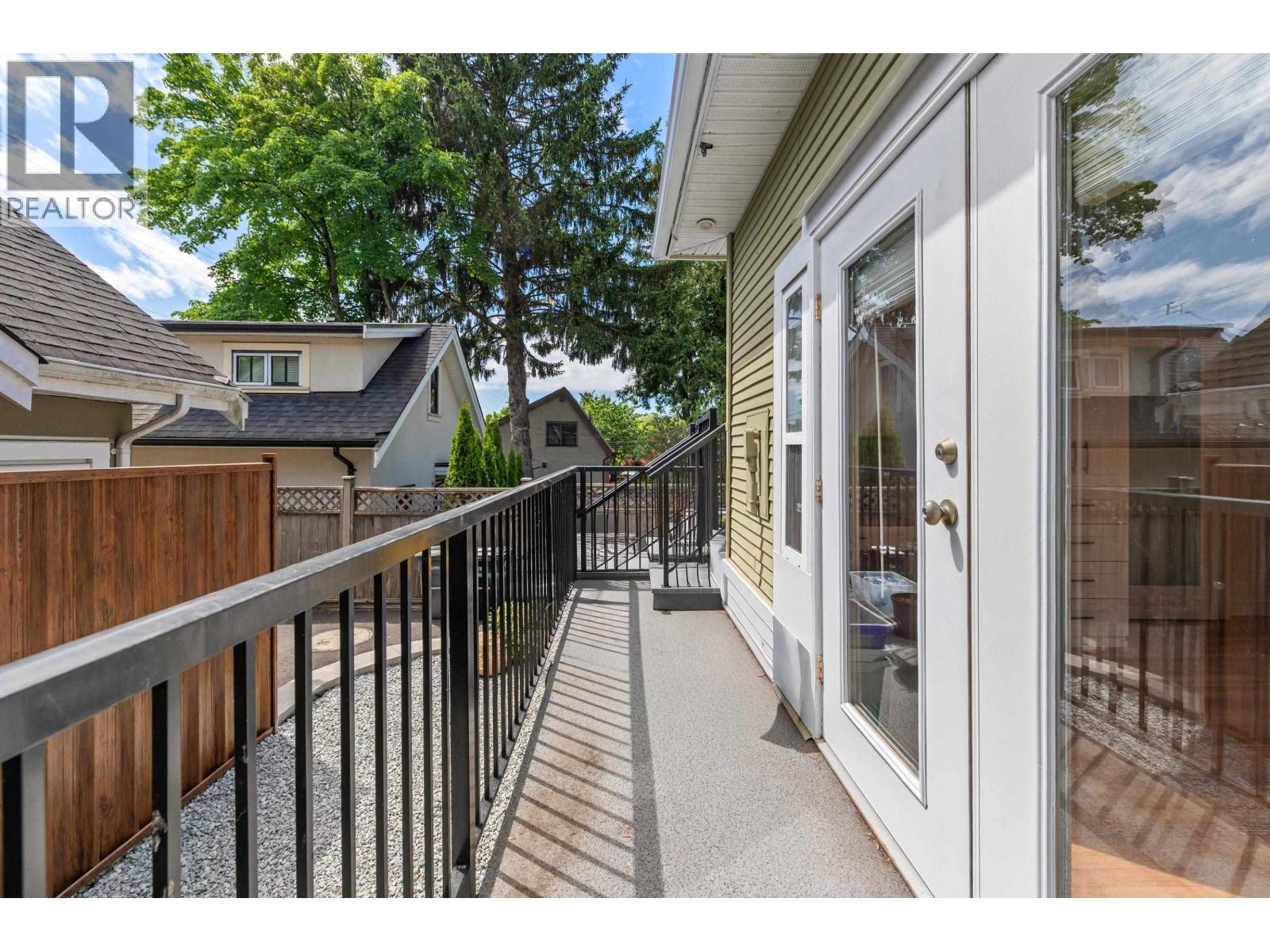 2744 W 10th Avenue, Vancouver, British Columbia  V6K 2J9 - Photo 11 - R3131917