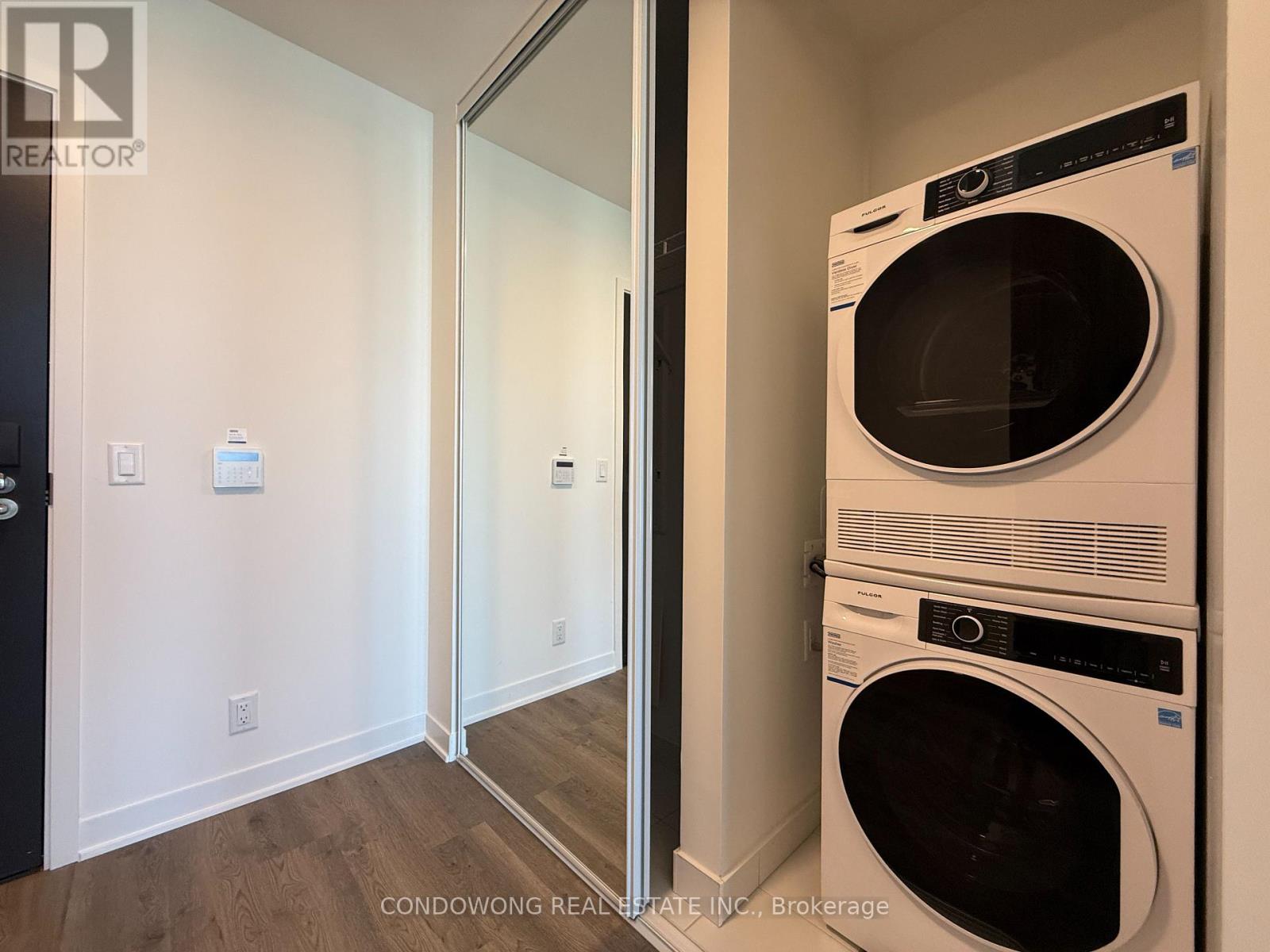 2315 - 180 Front Street E, Toronto, Ontario  M5A 0A9 - Photo 7 - C13237782