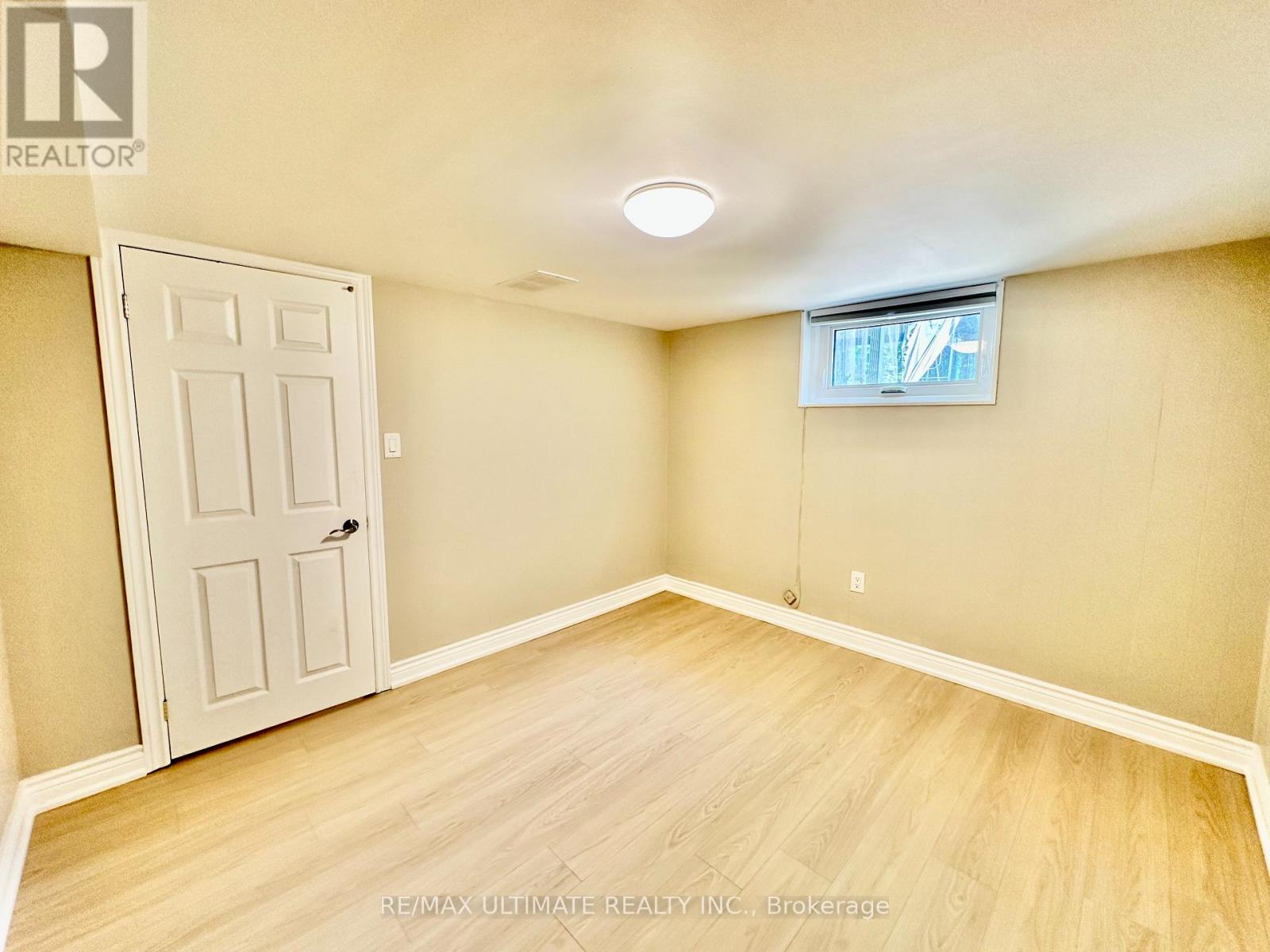 Bsmt - 225 Ferris Road, Toronto, Ontario  M4B 1H2 - Photo 13 - E13237460